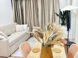 Cozy Dahlia Homestay Menara U2 AEON Shah Alam