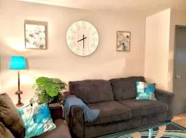 Comfy Home~Teal Feel~Sleeps 8