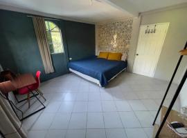 Habitación cerca del aeropuerto #2, ubytování v soukromí v destinaci La Paz