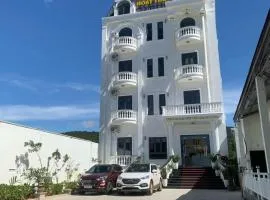 khách Sạn Hoạt Thúy