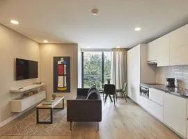 Luxury and Convenience Ideal for Travelers 205