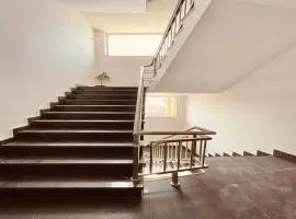 Capital O Kanha Guest House