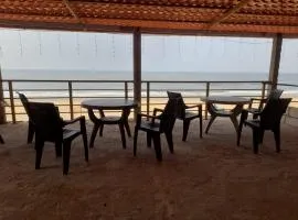 Candle wood Beach Stay