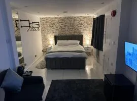 Central Kendal Escape