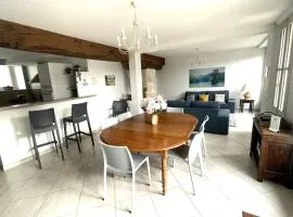 Le Grenier à Sel d'Amboise 5 pers PMR, parking privé, terrasse, maison historique