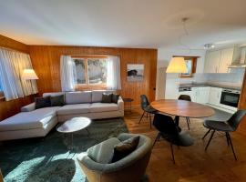 Gemütliches Chalet auf 1600m Höhe Nähe Lenzerheide, hotel v destinaci Malix