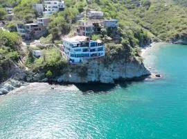 Bajo Mar Apartments Taganga, acceso privado a playa