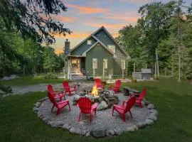 Mitten Pines Cabin Hot Tub Fire Pit