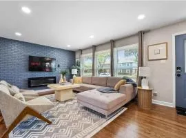 Luxury King Bd w Game Room & Fire Pit 17 miles to Downtown