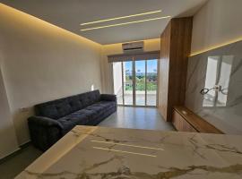 Beach Front Luxory Stay, hotel en Tallat Mīshāl