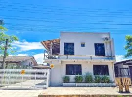 Residencial da Bia - Casas com 2 Dorms na Praia da Cal com Piscina Térmica