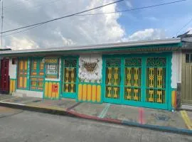 Casa Familiar María E