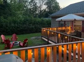 Maple Cottage - Cozy Cottage in Miller Lake
