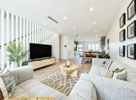 Chic Retreat 3Beds Luxury Townhouse - ASB showgrounds & Cornwall Park