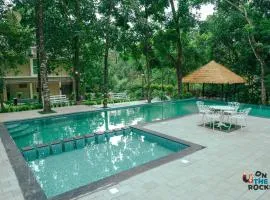 Athirapilly Ontherocks