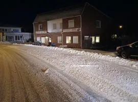 8 Sovrum med 10 bäddar 11 rum och 3 kök