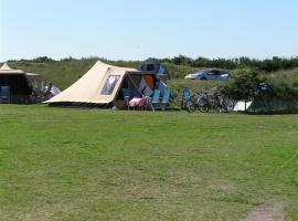 Ameland Tentenverhuur KLVW, hotel in Buren