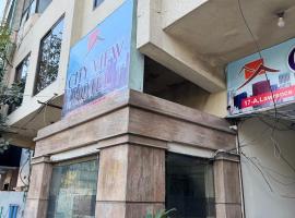 City view hotel lawrance road، فندق في لاهور