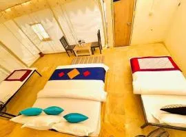 Night Stay Camp