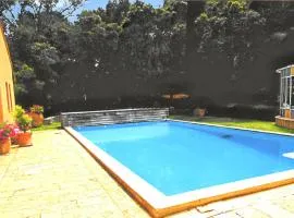 Appartement lumineux à Lançon-Provence, piscine partagée