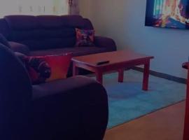 Annie's 1br near sarovawoodlands, hotel v destinaci Nakuru