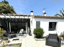 Maison au calme à l'orée d'un bois, proche plages