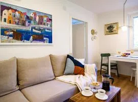 150m to Beach - Free Parking - Garden View