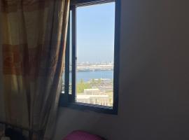 Ladies sharing Room beside Dubai station, hotel in Sharjah