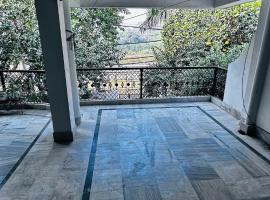 Stay with SaMaRtH, khu cắm trại ở Prayagraj