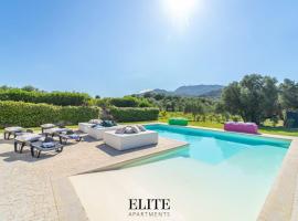 Lussuosa Villa con piscina a Porto Rotondo, hotel v destinaci Cugnana