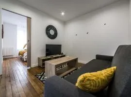 Budget apart downtown with parking
