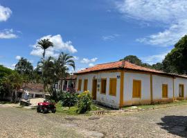 HOSTEL DA LU e HOSPEDAGEM FATIMA, hostel in Pirenópolis