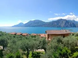 Appartamenti Casa Nina, lago,montagne, uliveti