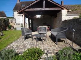 Gite des groux, hotel v destinaci Chambors