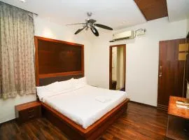 Golden villa A luxury HomeStay - Near To Bhudevi Complex TTD Ticket Counter Alipiri