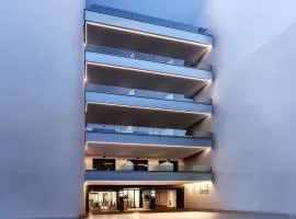 Cens Silver Luxury Suites