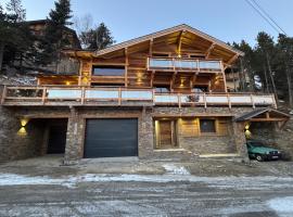 Chalet Mélèzes, hotel in Les Angles