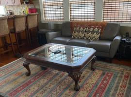 3-bedroom-6 mins to Meta-Near Stanford and Google, ξενοδοχείο σε East Palo Alto