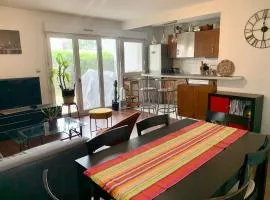 Appartement calme avec jardin