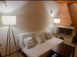 Angelos House