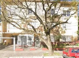 Apt térreo Gonçalves Chaves prox Bento