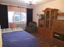 Cameră individuală în apartament comun langa plaja, centrul Constanta