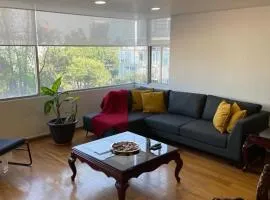 Espectacular Condo in a Premium Neighborhood