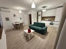 Myhouse 1, hotel u gradu Ploešti