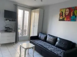Studio charmant centre d Aubervilliers