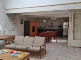 Loft avec patio Villeneuve les Avignon