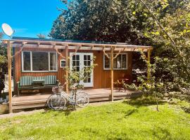 Wattle Creek Cottage with Breakfast Basket, hotel v destinaci Amberley