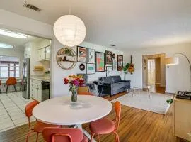 Karaoke Ready! Fort Worth Area Home with Pool