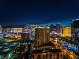 MGM 18711 Studio Strip View