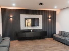 Las Piedras Suite, hotel en El Arenal
